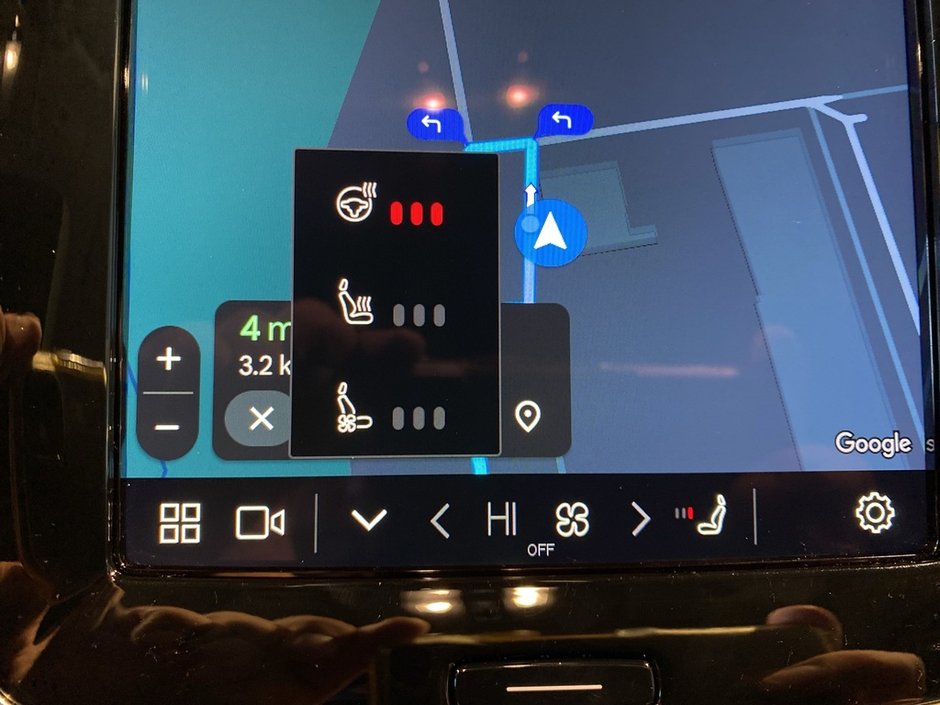 2025 Volvo XC90 Plug-In Hybrid T8 AWD Ultra Bright Theme 7-Seater-14