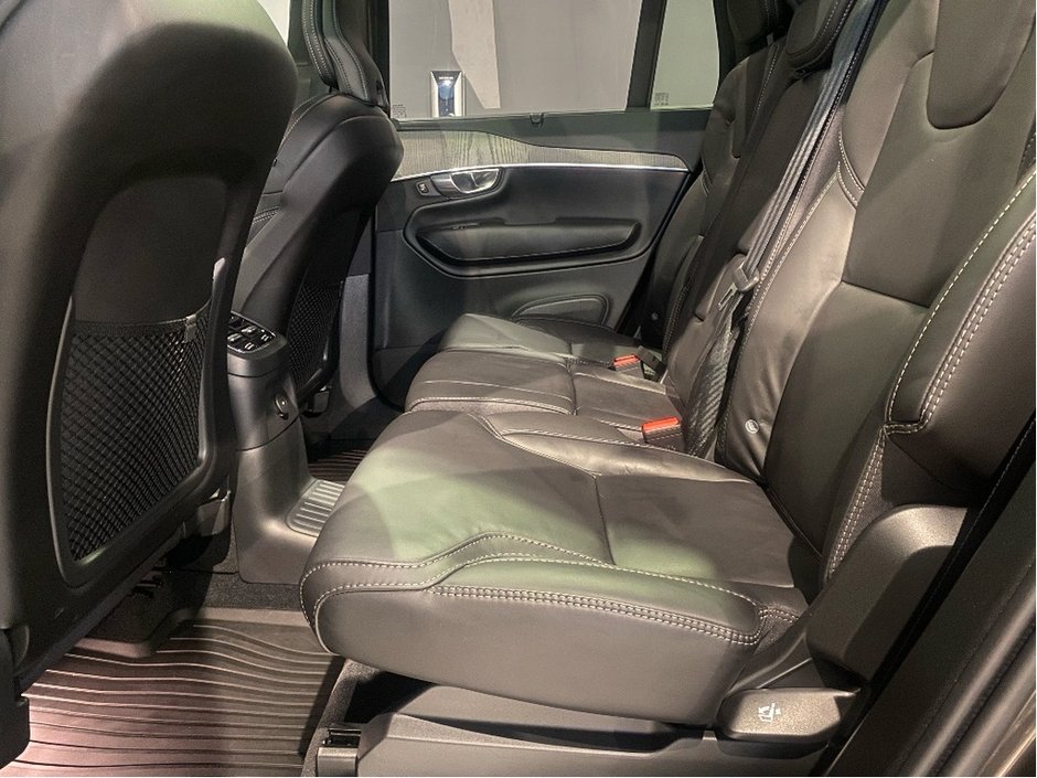 2025 Volvo XC90 Plug-In Hybrid T8 AWD Ultra Bright Theme 7-Seater-17