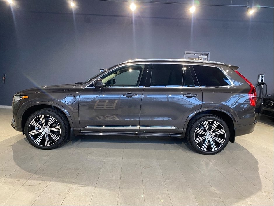 2025 Volvo XC90 Plug-In Hybrid T8 AWD Ultra Bright Theme 7-Seater-1
