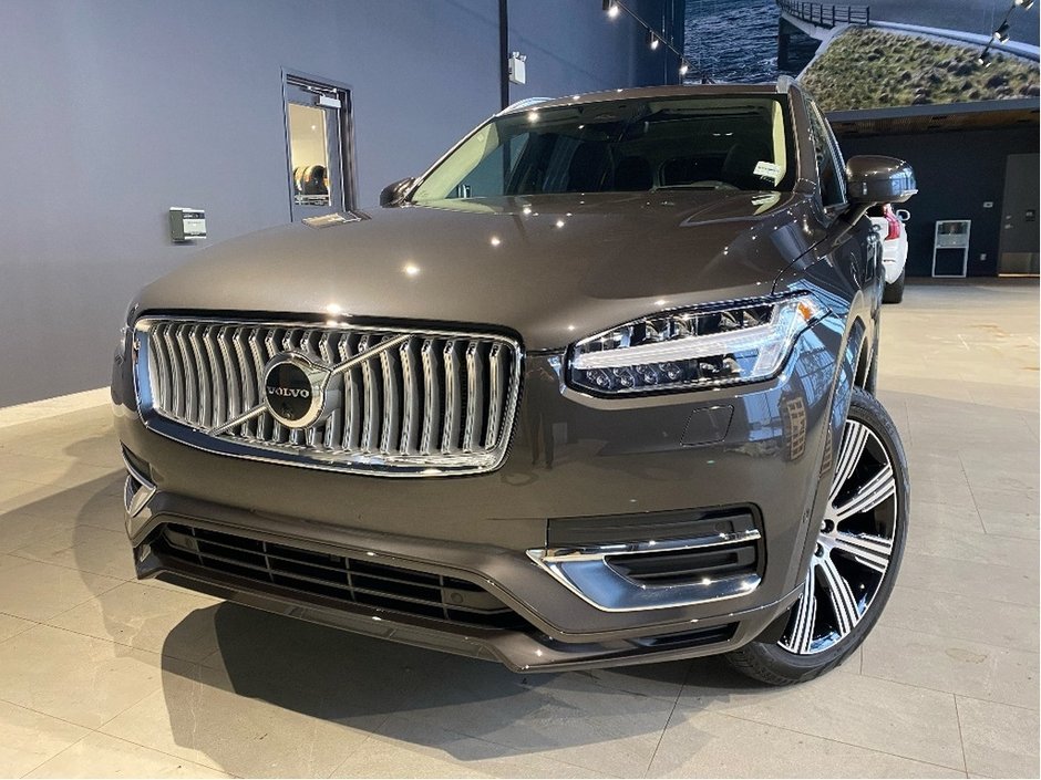 2025 Volvo XC90 Plug-In Hybrid T8 AWD Ultra Bright Theme 7-Seater-0
