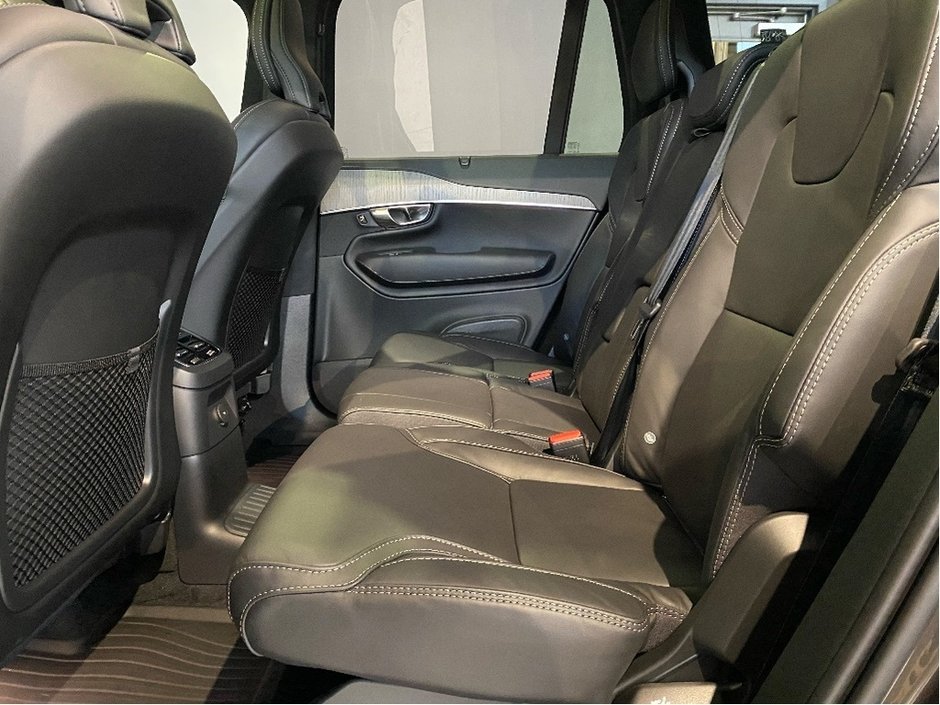 2025 Volvo XC90 Plug-In Hybrid T8 AWD Ultra Bright Theme 7-Seater-17