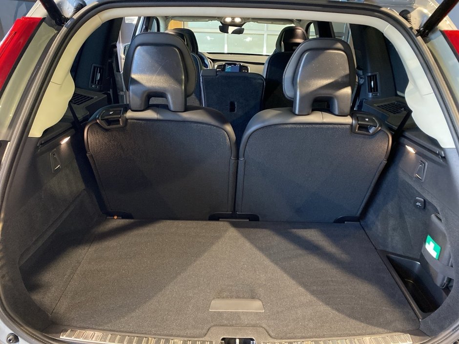 2025 Volvo XC90 Plug-In Hybrid T8 AWD Ultra Bright Theme 7-Seater-21