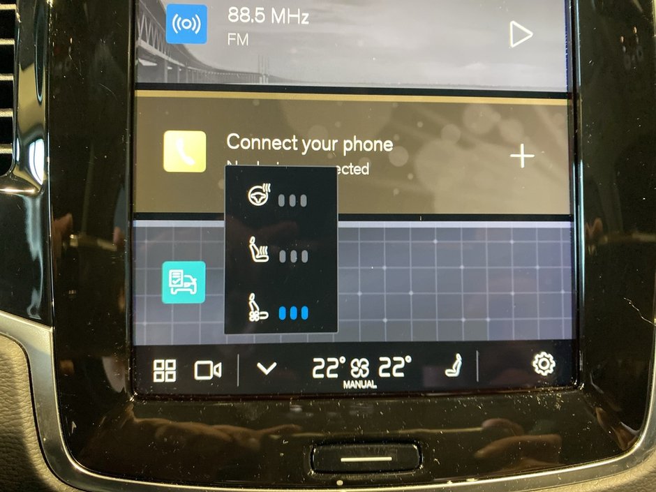 2025 Volvo XC90 Plug-In Hybrid T8 AWD Ultra Bright Theme 7-Seater-14