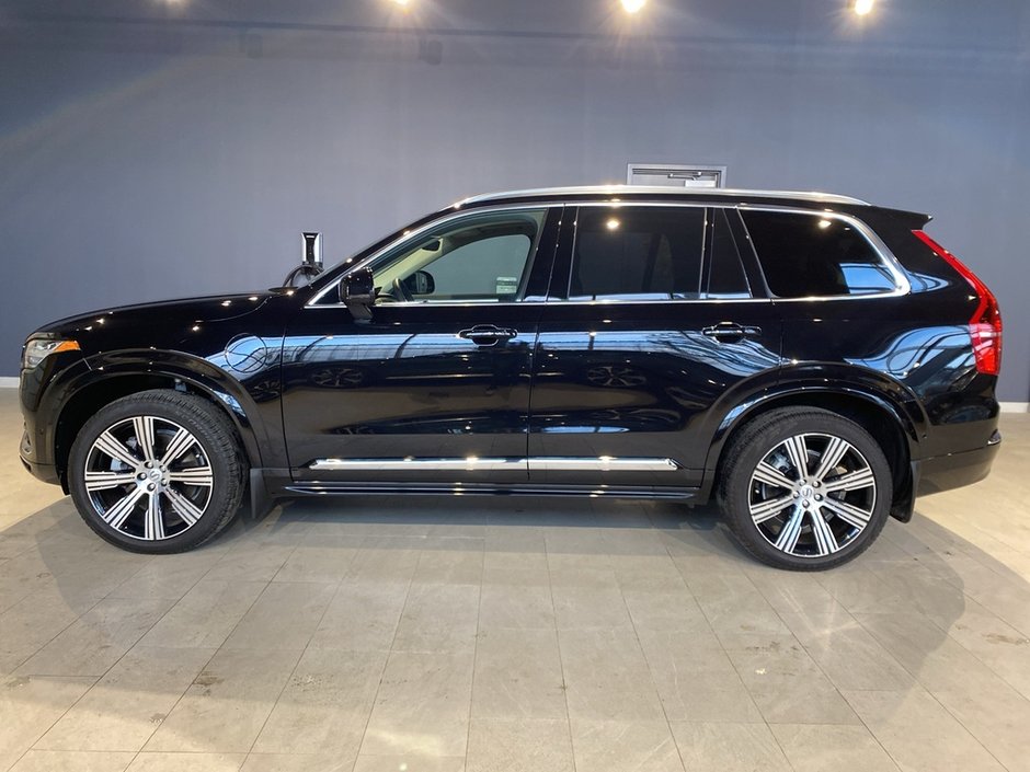 2025 Volvo XC90 Plug-In Hybrid T8 AWD Ultra Bright Theme 7-Seater-1