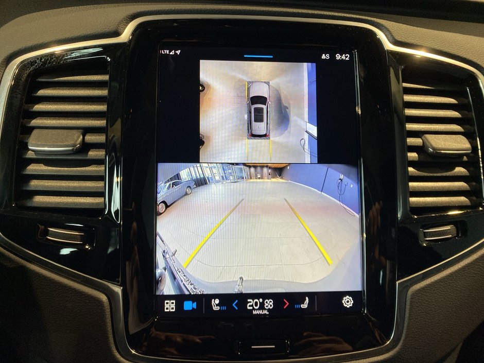 2025 Volvo XC90 Plug-In Hybrid Ultra Bright Theme-15