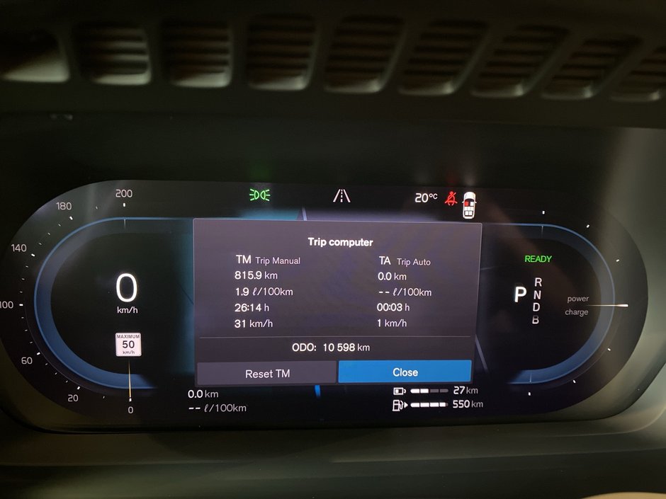 2025 Volvo XC90 Plug-In Hybrid Ultra Bright Theme-15