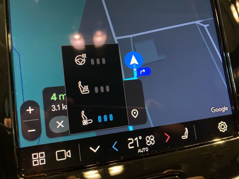 2025 Volvo XC90 Plug-In Hybrid Ultra Bright Theme-13