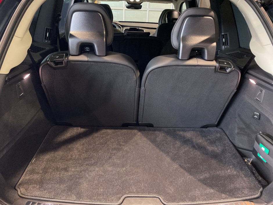 2025 Volvo XC90 Plug-In Hybrid Ultra Bright Theme-20