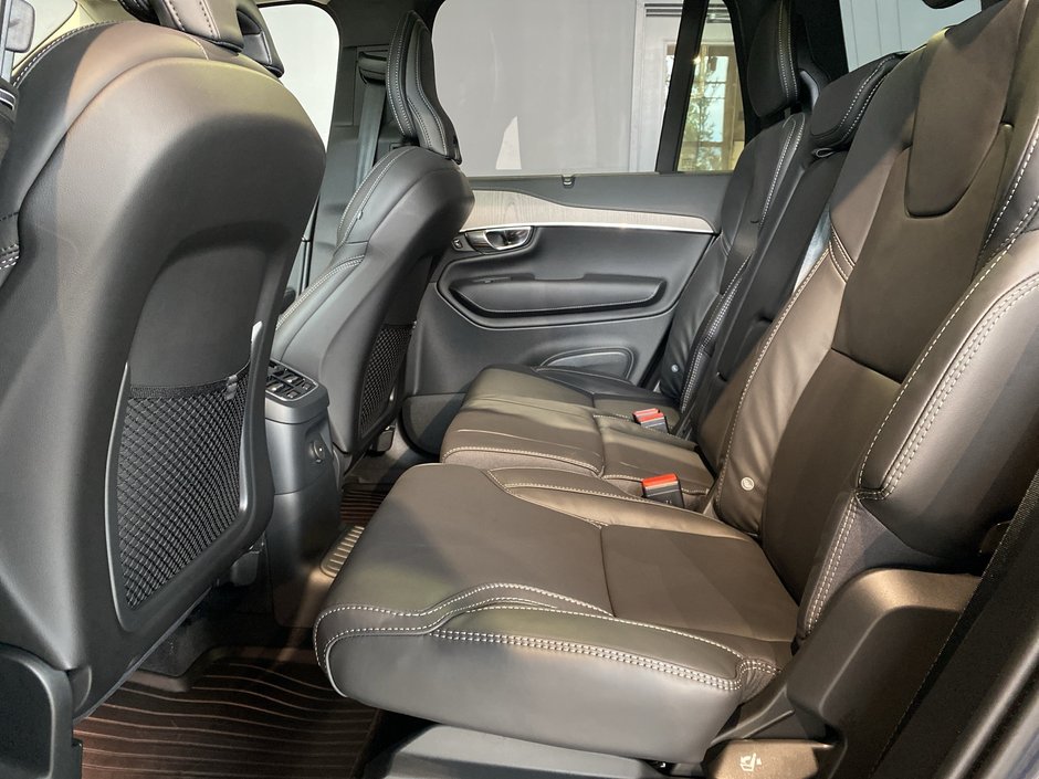 2025 Volvo XC90 Plug-In Hybrid Ultra Bright Theme-17