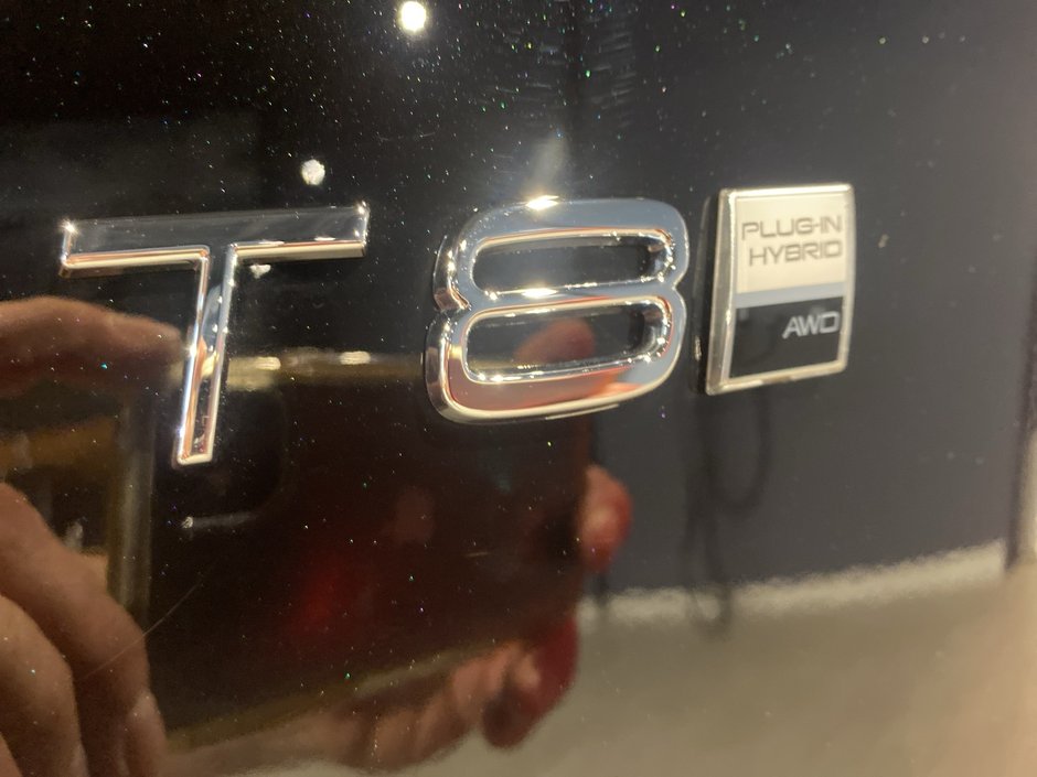 2025 Volvo XC90 Plug-In Hybrid Ultra Bright Theme-29