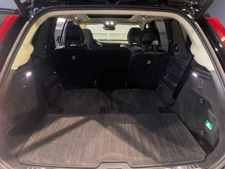 2025 Volvo XC90 Plug-In Hybrid Ultra Bright Theme-22