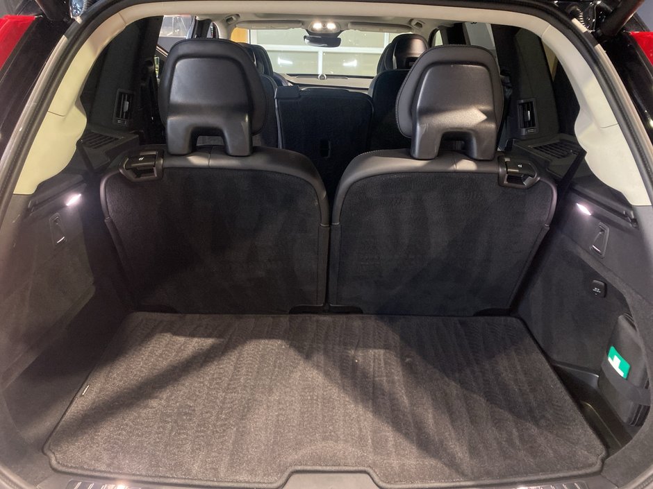 2025 Volvo XC90 Plug-In Hybrid Ultra Bright Theme-21