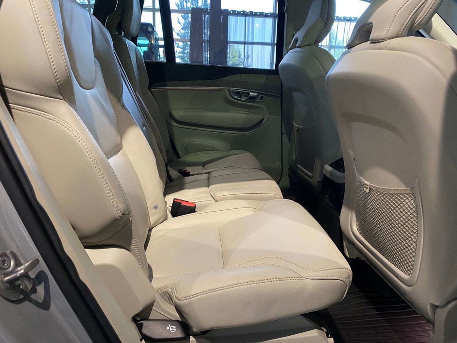 2025 Volvo XC90 Plug-In Hybrid T8 AWD Ultra Bright Theme 7-Seater-20