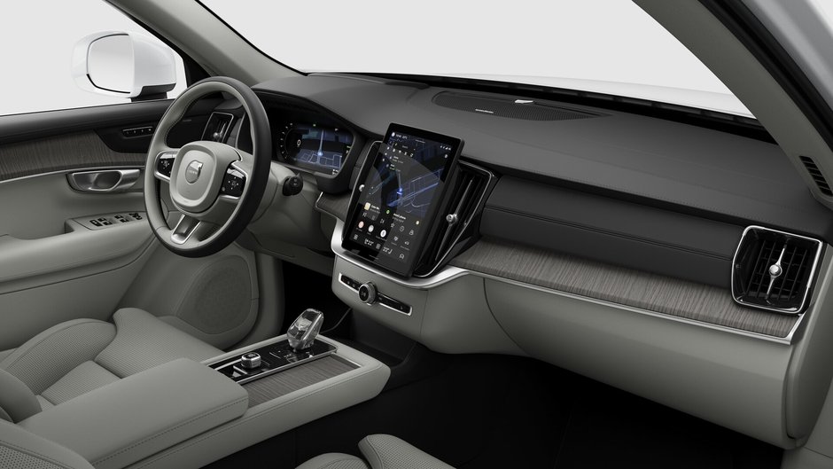 2026 Volvo XC90 Plug-in hybrid Ultra 6-Seater (Bright Theme)-9
