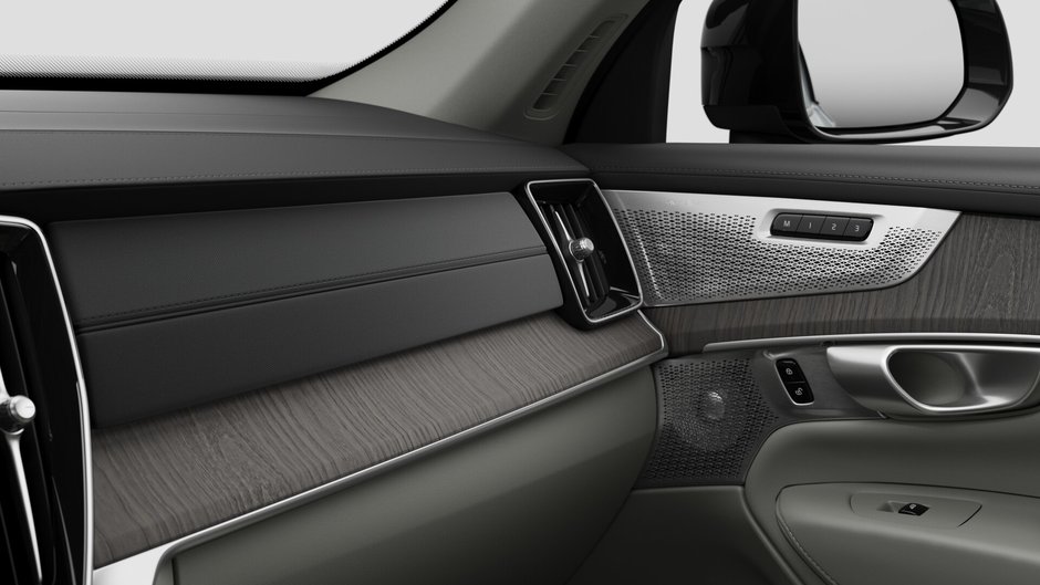 2026 Volvo XC90 Plug-In Hybrid Ultra Dark Theme-8