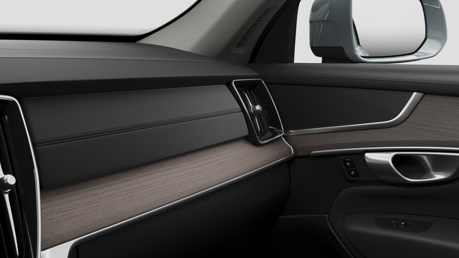 2026 Volvo XC90 Plug-In Hybrid Plus Bright Theme-8