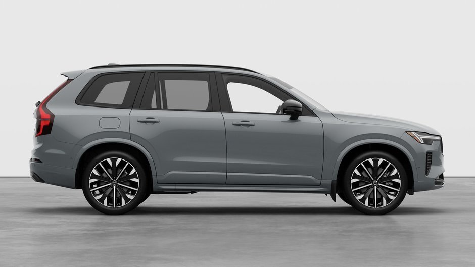 2026 Volvo XC90 Plug-in hybrid Ultra 7-Seater (Dark Theme)-6