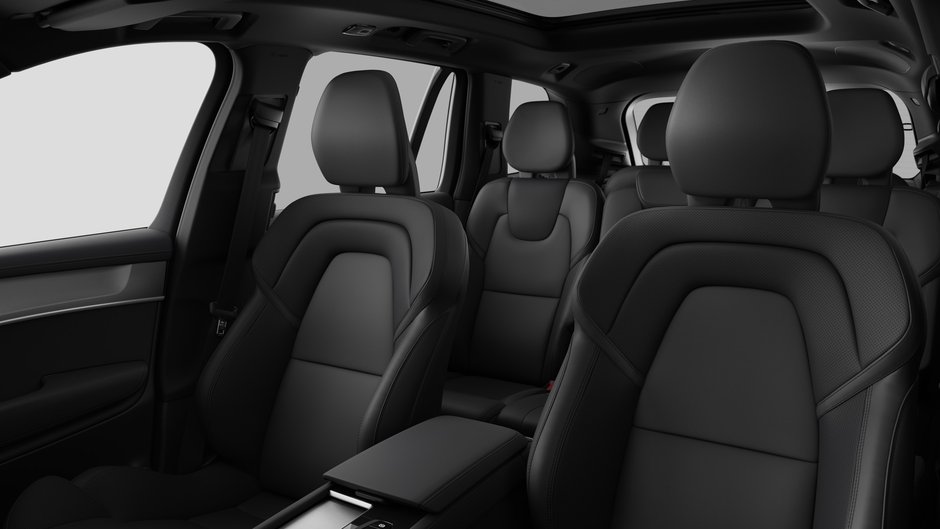 2027 Volvo XC90 Plug-In Hybrid Ultra Black Edition-11
