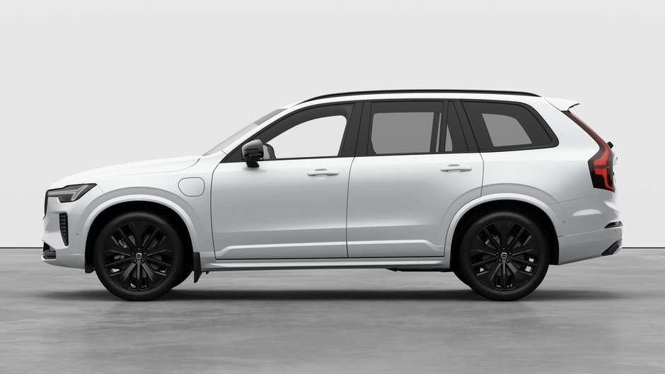 2027 Volvo XC90 Plug-in hybrid Ultra Black Edition 7-Seater-7