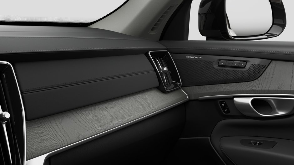 2027 Volvo XC90 Plug-in hybrid Ultra 7-Seater (Dark Theme)-8