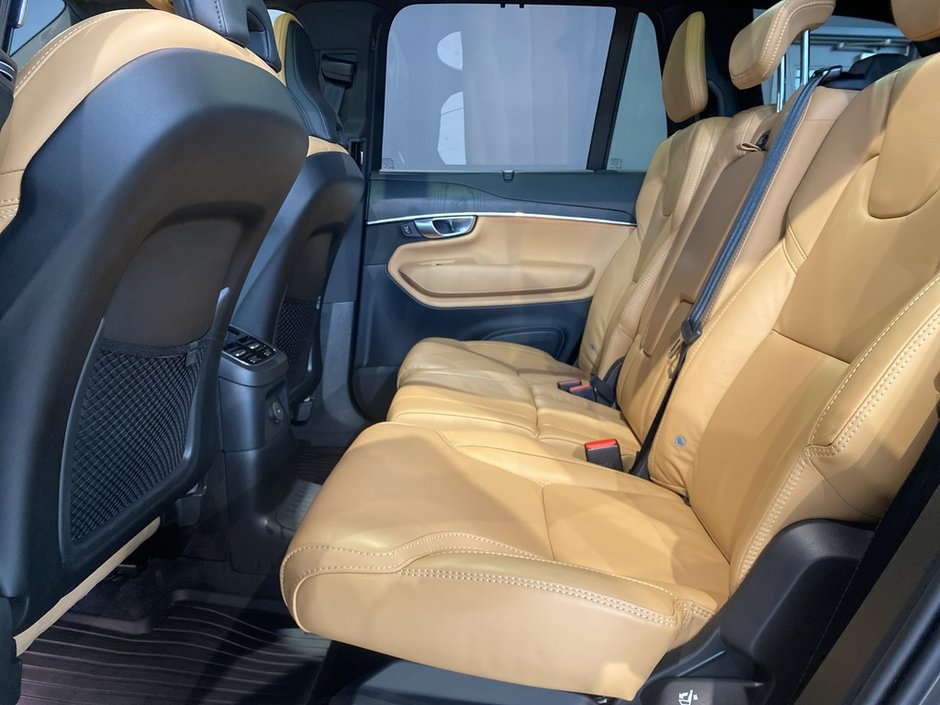 2024 Volvo XC90 Recharge T8 eAWD PHEV Ultimate Bright Theme 7-Seater-17
