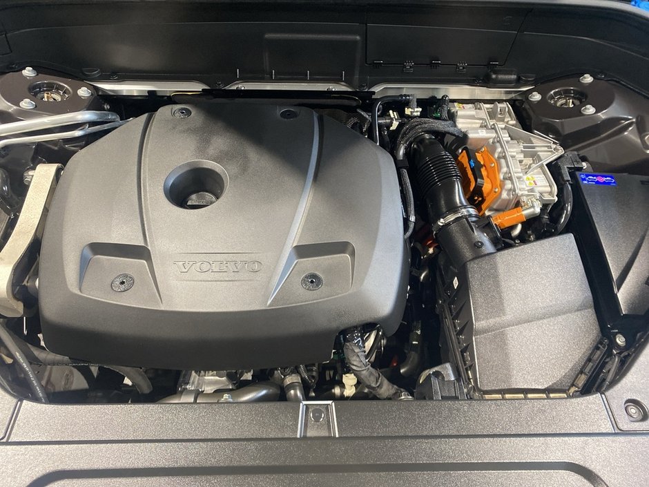 2024 Volvo XC90 Recharge T8 eAWD PHEV Ultimate Bright Theme 7-Seater-27
