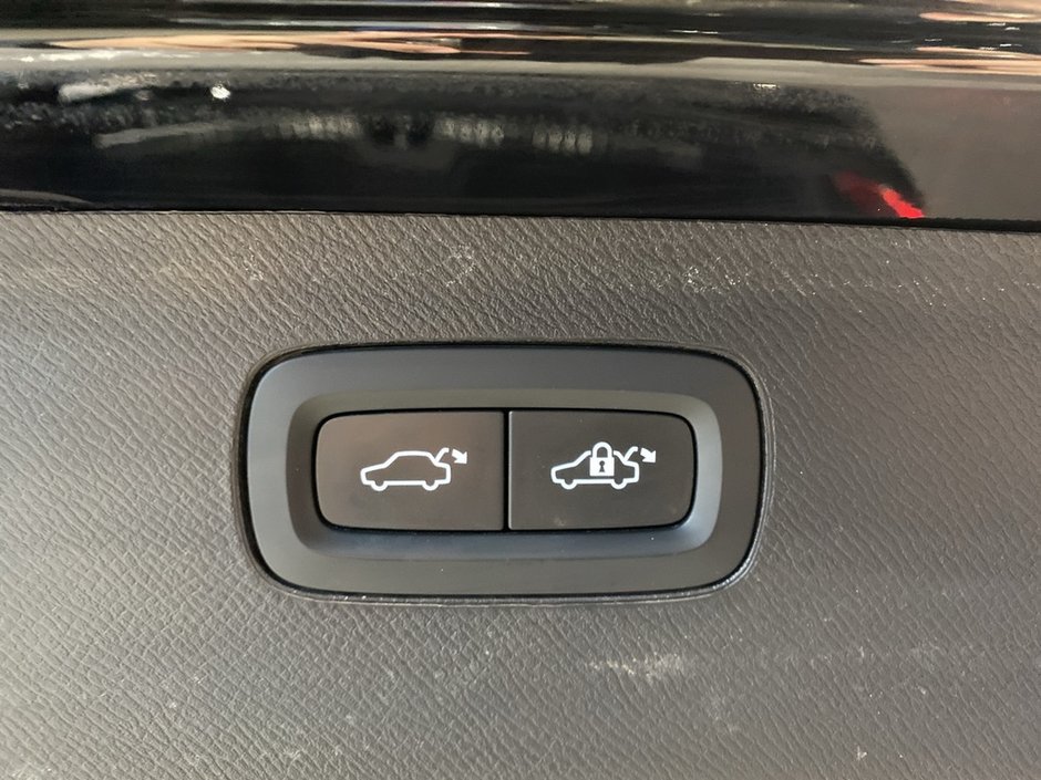 2024 Volvo XC90 Recharge T8 eAWD PHEV Ultimate Bright Theme 7-Seater-20