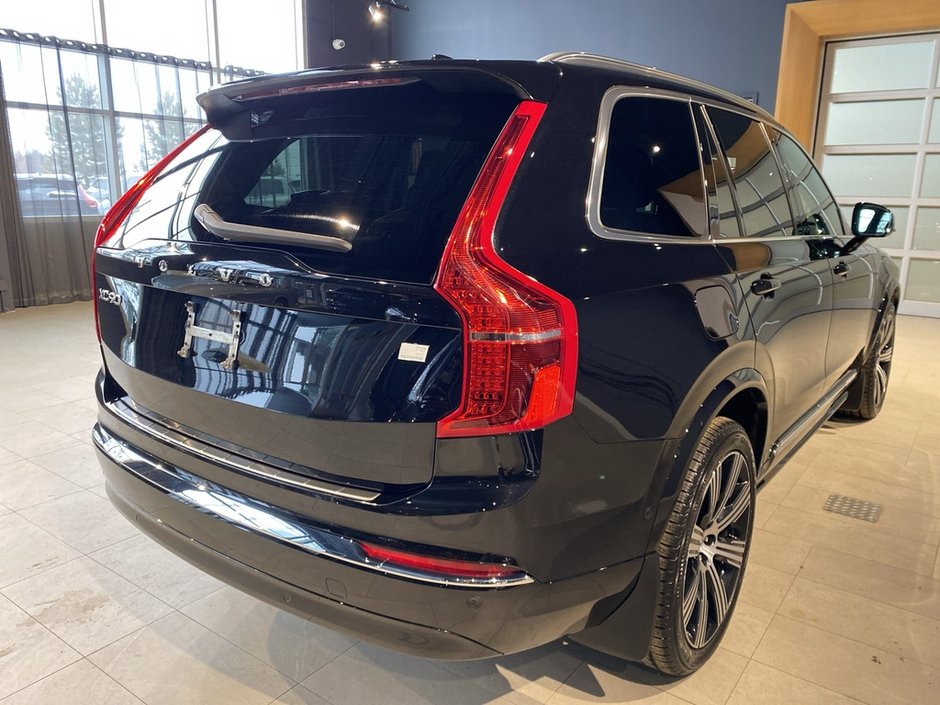 2024 Volvo XC90 Recharge T8 eAWD PHEV Plus Bright Theme 7-Seater-4