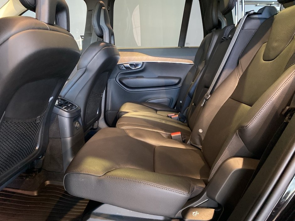 2022 Volvo XC90 Recharge Inscription Expression-17