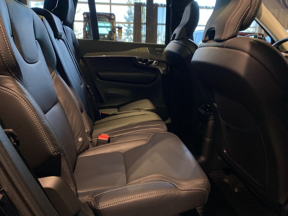 2022 Volvo XC90 Recharge Inscription Extended Range-24