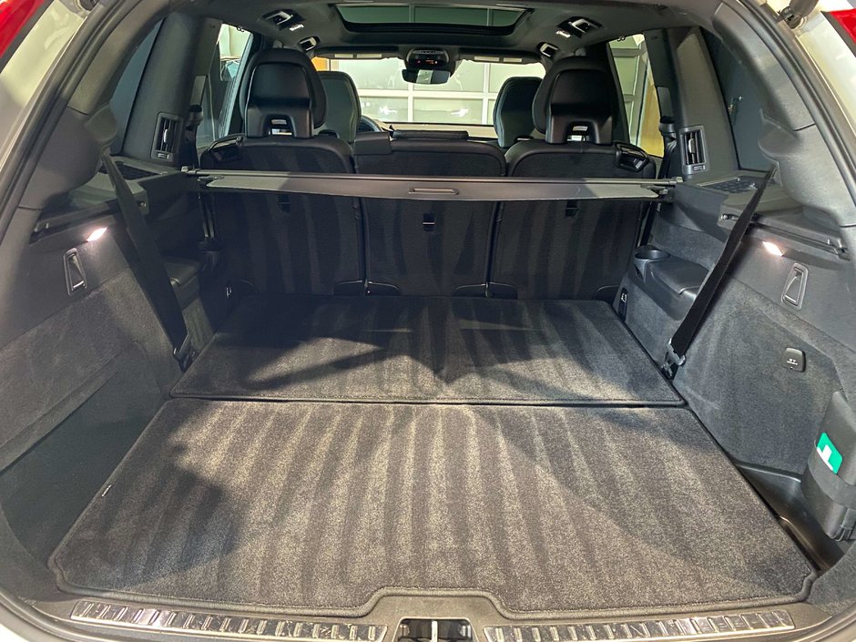 2022 Volvo XC90 T6 AWD R-Design 7 Seater-21