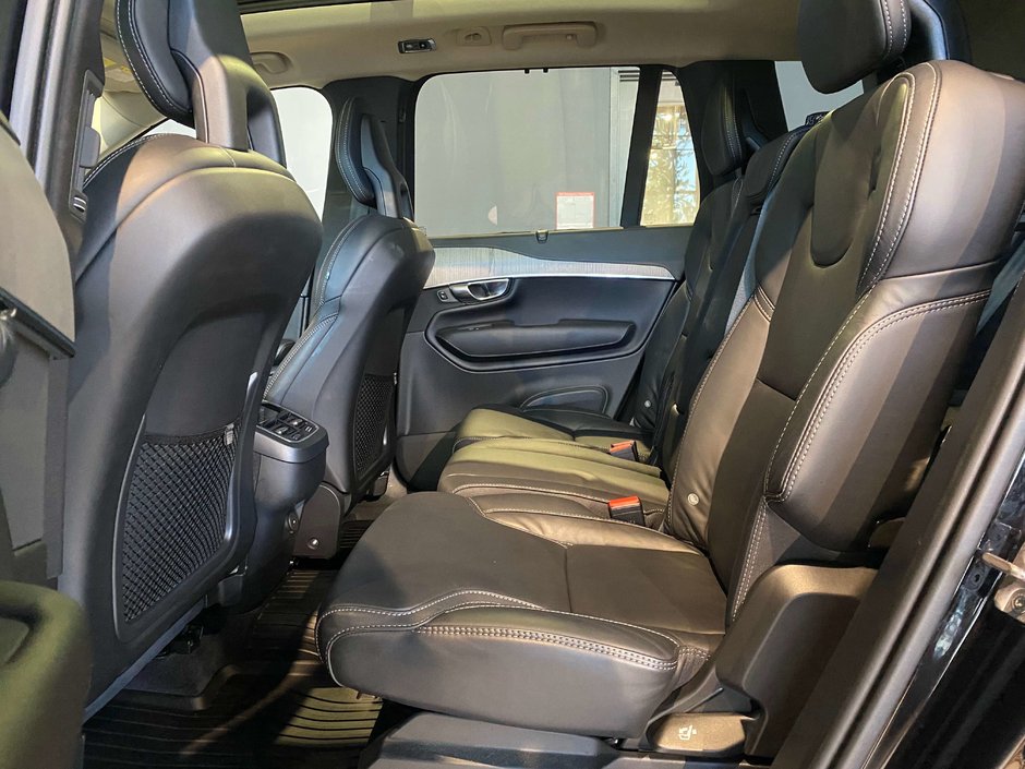 2022 Volvo XC90 T6 AWD Inscription (7-Seat)-17