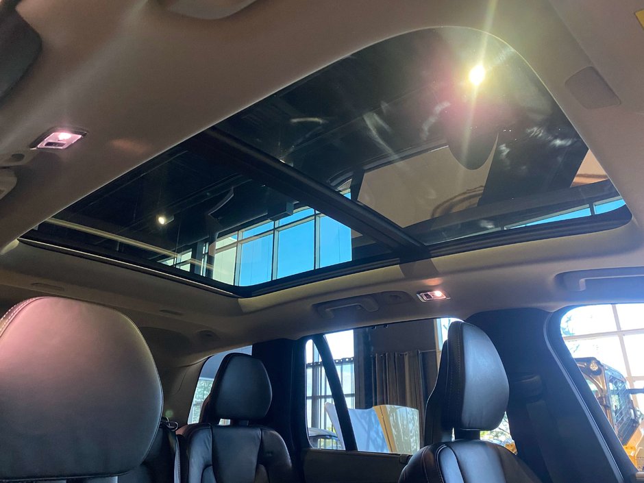 2022 Volvo XC90 T6 AWD Inscription (7-Seat)-26