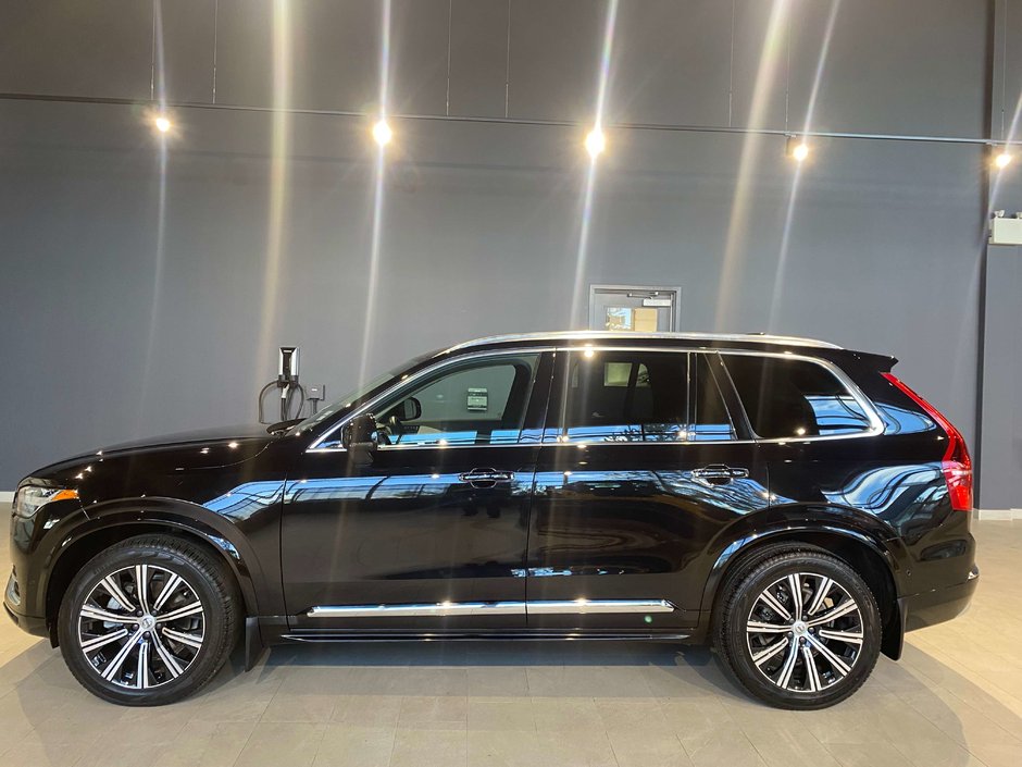 2022 Volvo XC90 T6 AWD Inscription (7-Seat)-1