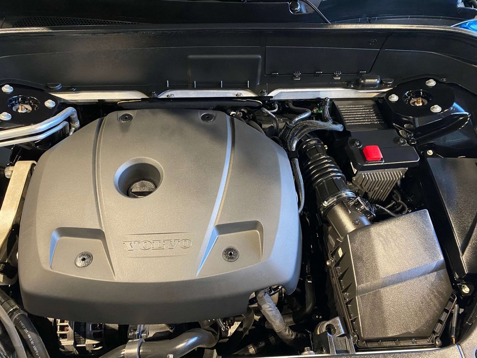 2022 Volvo XC90 T6 AWD Inscription (6-Seat)-26