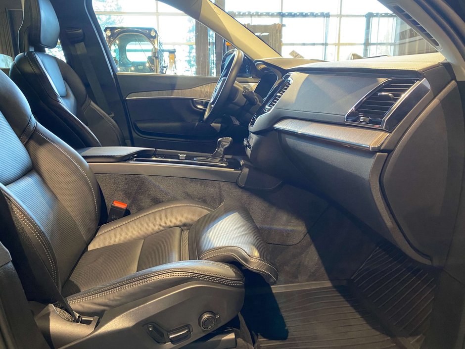 2022 Volvo XC90 T6 AWD Inscription (6-Seat)-23