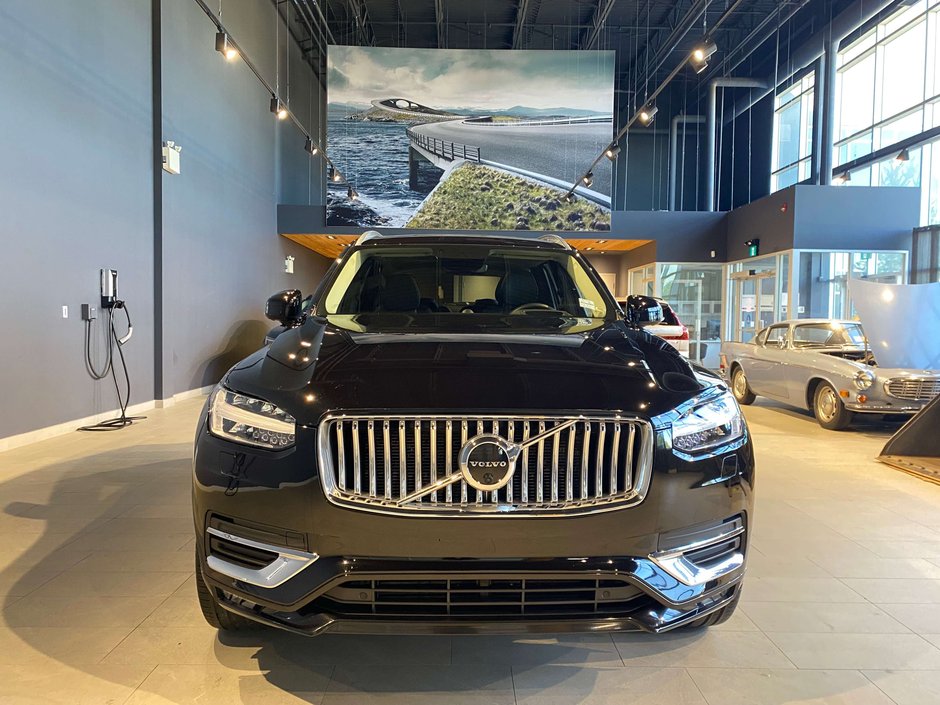 2022 Volvo XC90 T6 AWD Inscription (6-Seat)-6