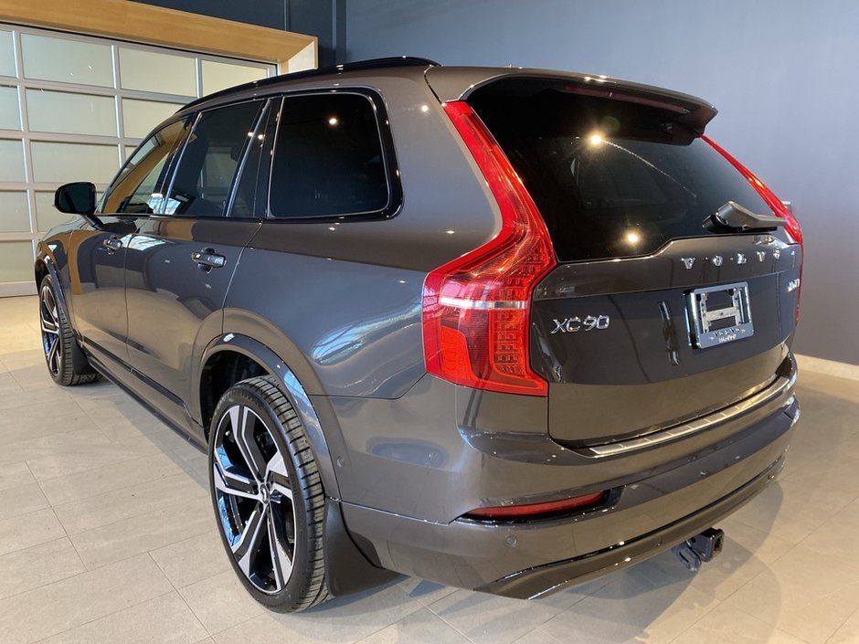 2023 Volvo XC90 B6 AWD Ultimate Dark-2