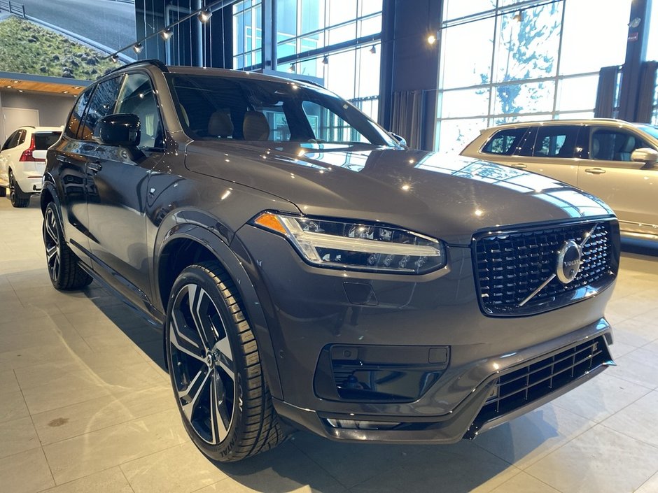 2023 Volvo XC90 B6 AWD Ultimate Dark-6