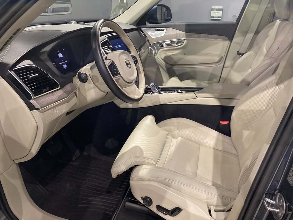 2024 Volvo XC90 B6 AWD Ultimate Bright Theme 7-Seater-9