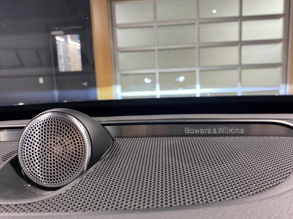 2024 Volvo XC90 B6 AWD Ultimate Bright Theme 7-Seater-15