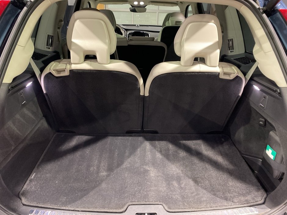 2024 Volvo XC90 B6 AWD Ultimate Bright Theme 7-Seater-21