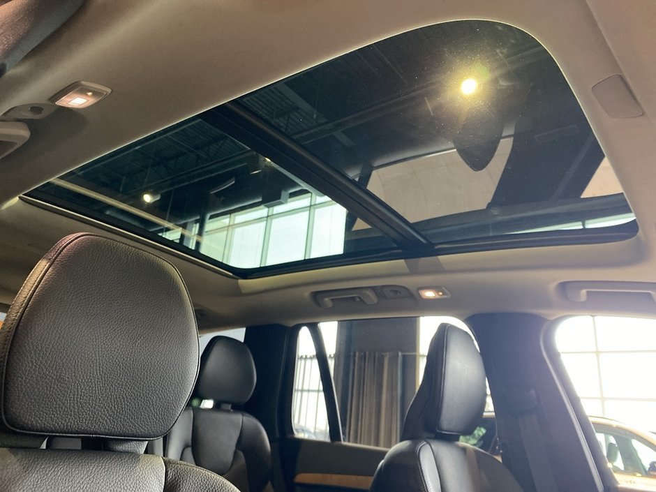 2024 Volvo XC90 B6 AWD Core Bright Theme 7-Seater-26