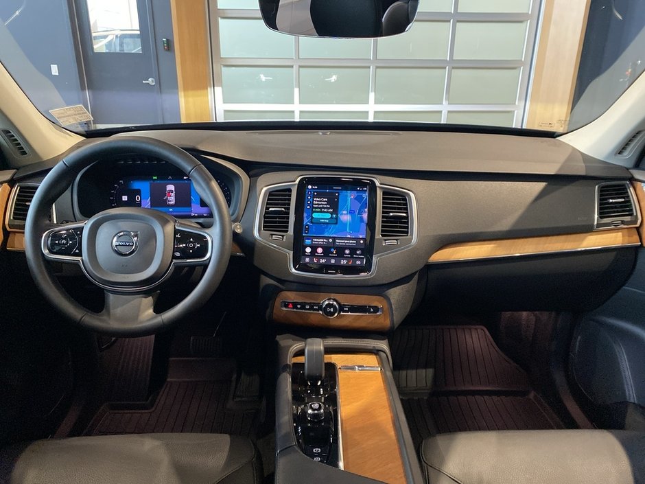 2024 Volvo XC90 B6 AWD Core Bright Theme 7-Seater-10