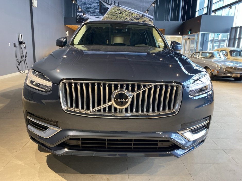 2024 Volvo XC90 B6 AWD Core Bright Theme 7-Seater-7