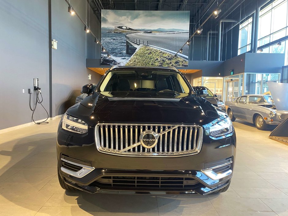 2024 Volvo XC90 B6 AWD Ultimate Bright Theme 7-Seater-7