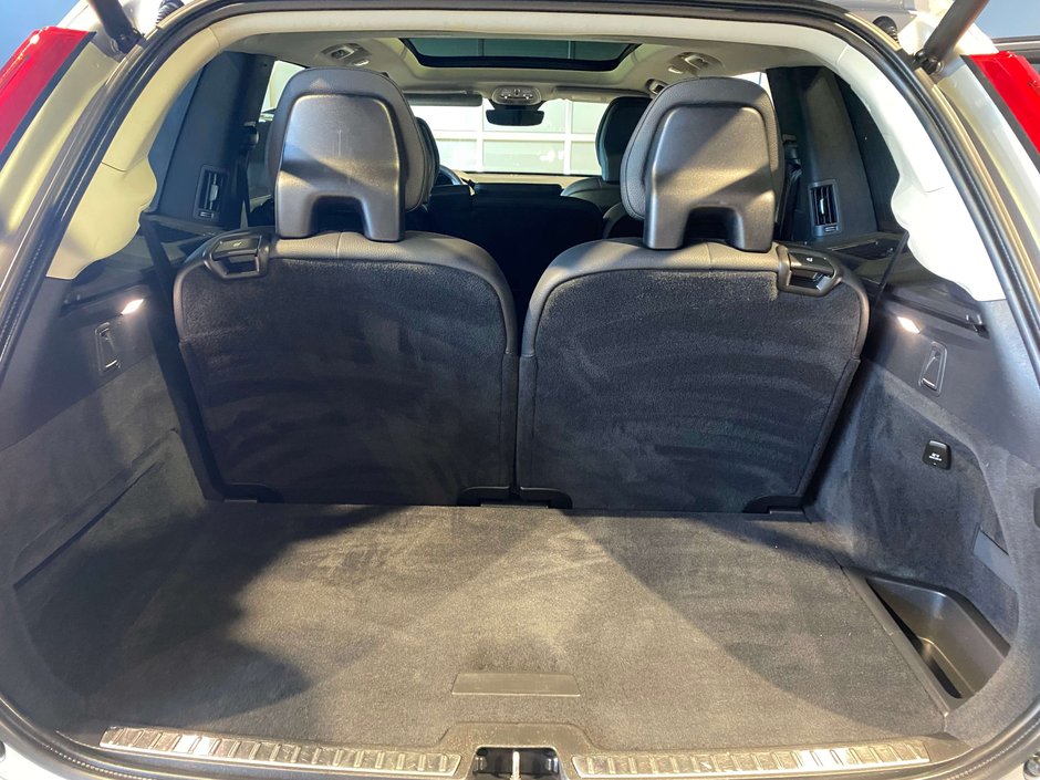 2024 Volvo XC90 B6 AWD Plus Bright Theme 7-Seater-20