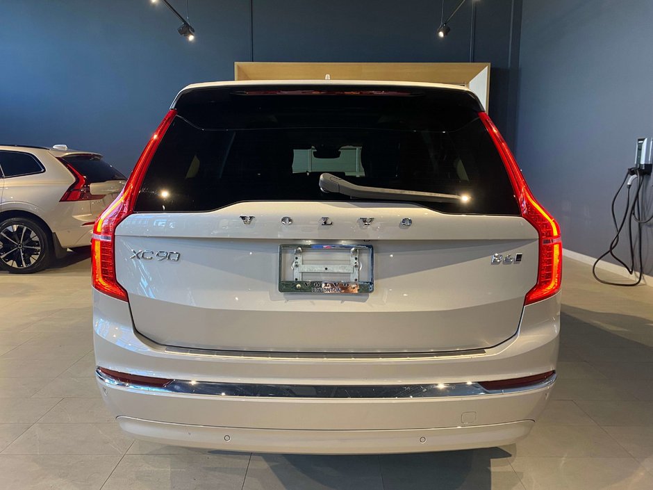 2024 Volvo XC90 B6 AWD Plus Bright Theme 7-Seater-3