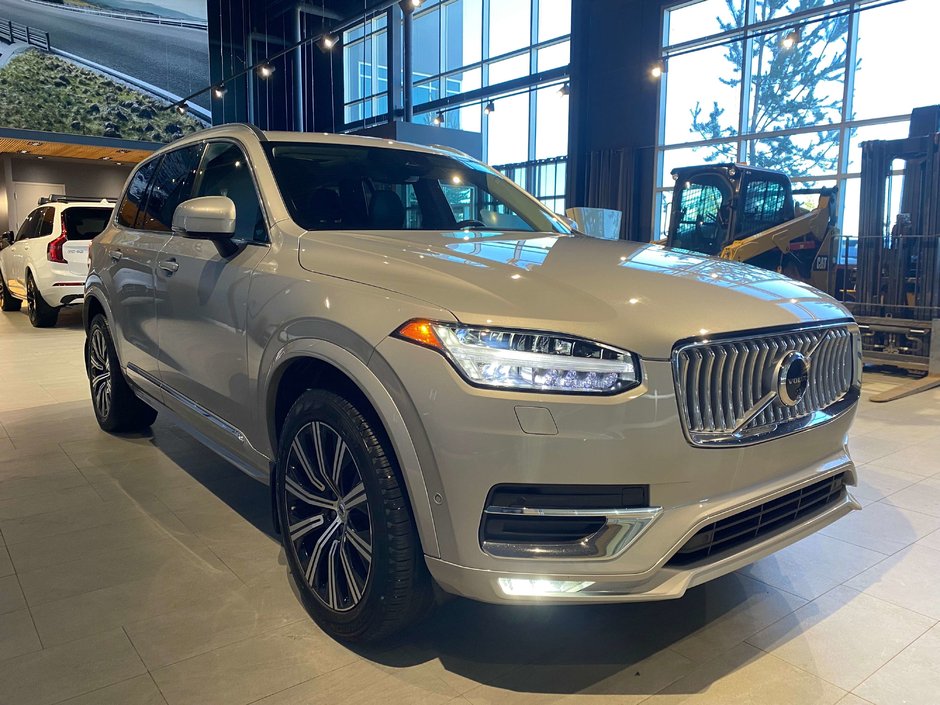 2024 Volvo XC90 B6 AWD Plus Bright Theme 7-Seater-5