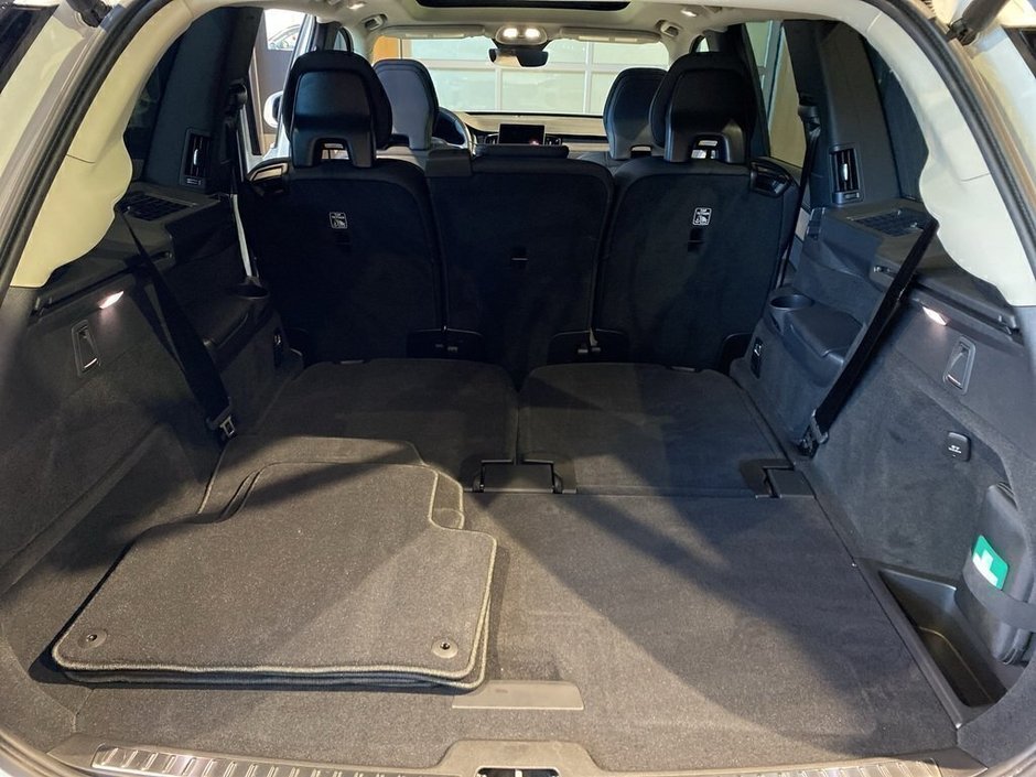 2025 Volvo XC90 2025.5 B6 AWD Core Bright Theme 7-Seater-21